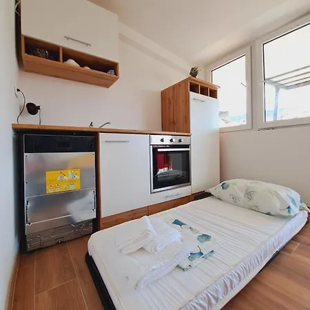 Izola Milena Apartments Lägenhet *